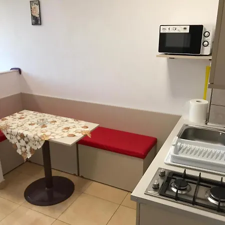 Camere De Inchiriat Andra * Eforie Nord