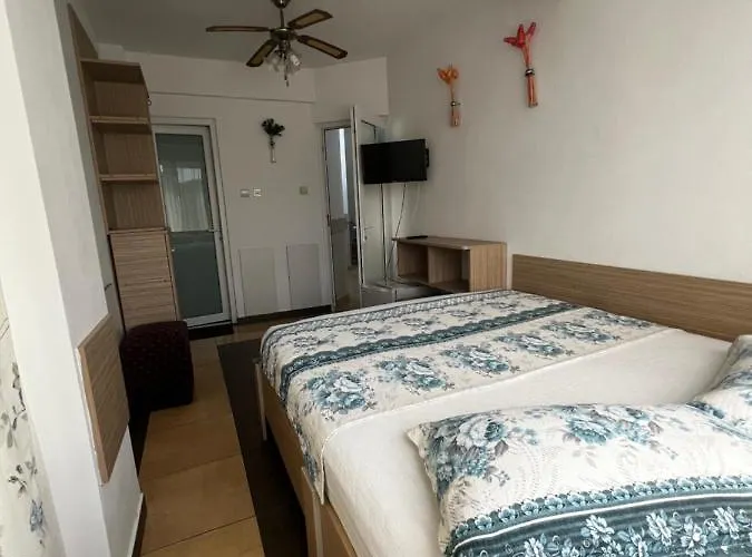 Andra Privatunterkunft